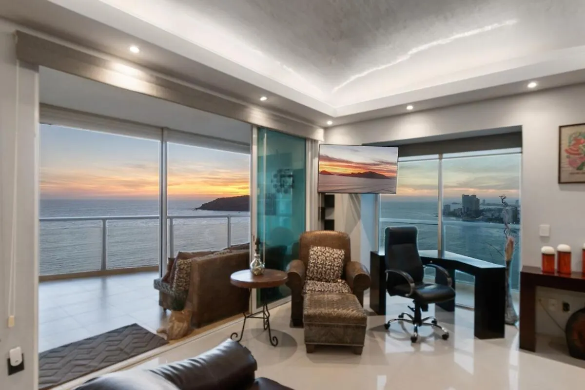 Beautiful View On The 23Rd Floor Beach Front Mazatlán 0*,