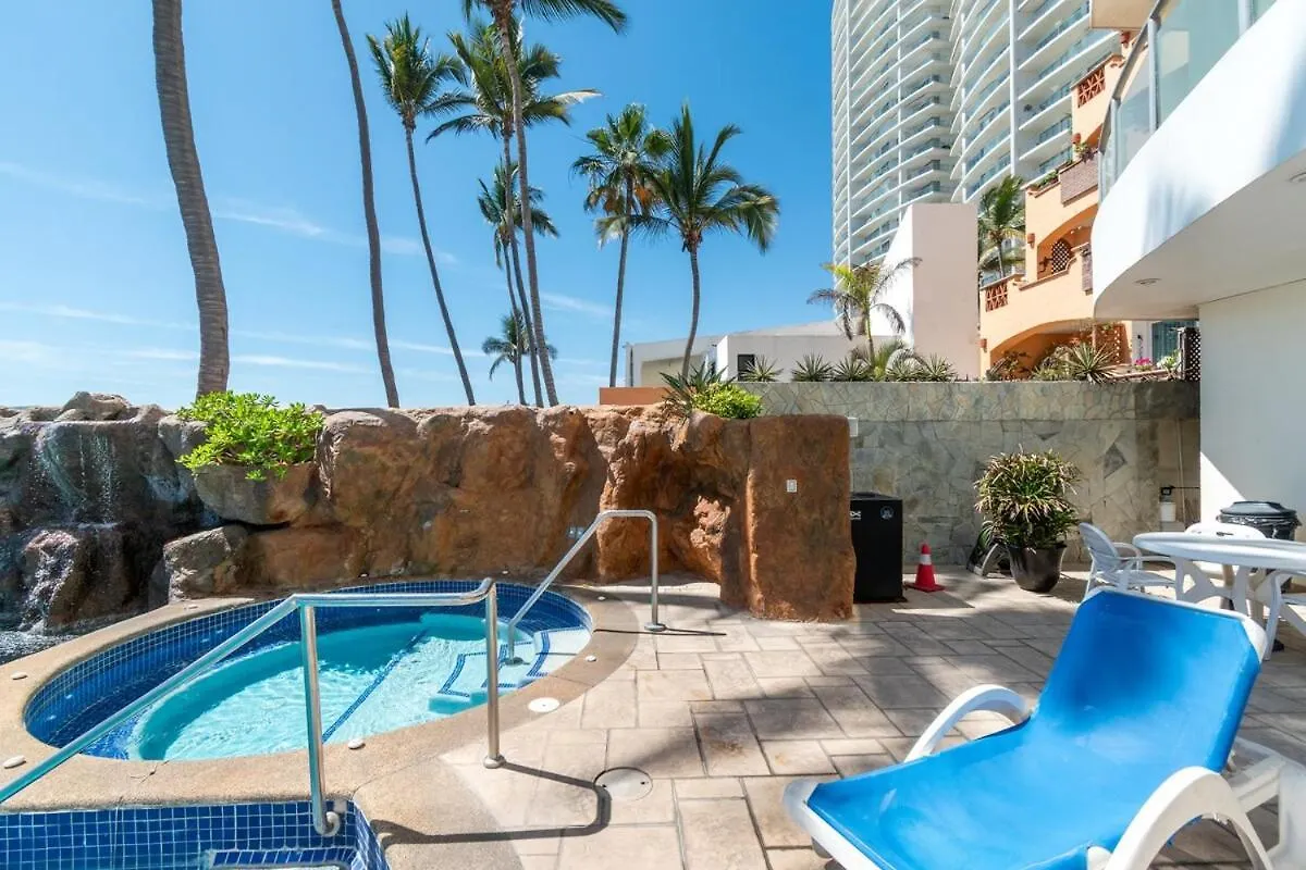 Beautiful View On The 23Rd Floor Beach Front Mazatlán Apartamento